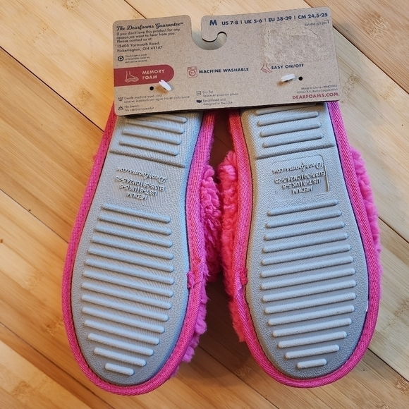 dluxe by Dearfoams Women's Merry Vibes Slide Slippers Bright Pink Christmas Gift - Picture 8 of 10